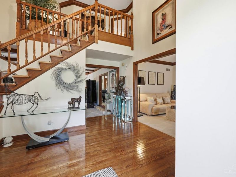 3755 Fawnrun Drive, Evendale, OH 45241 Photo 6