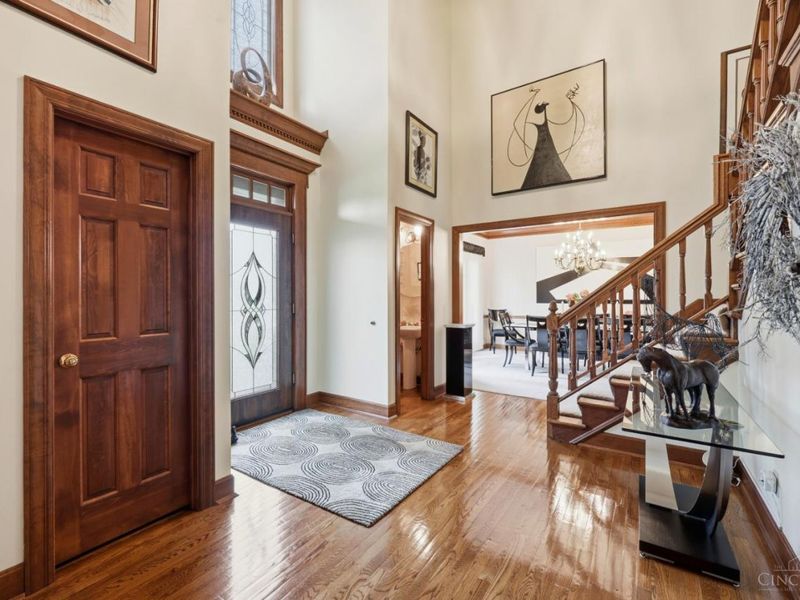 3755 Fawnrun Drive, Evendale, OH 45241 Photo 7