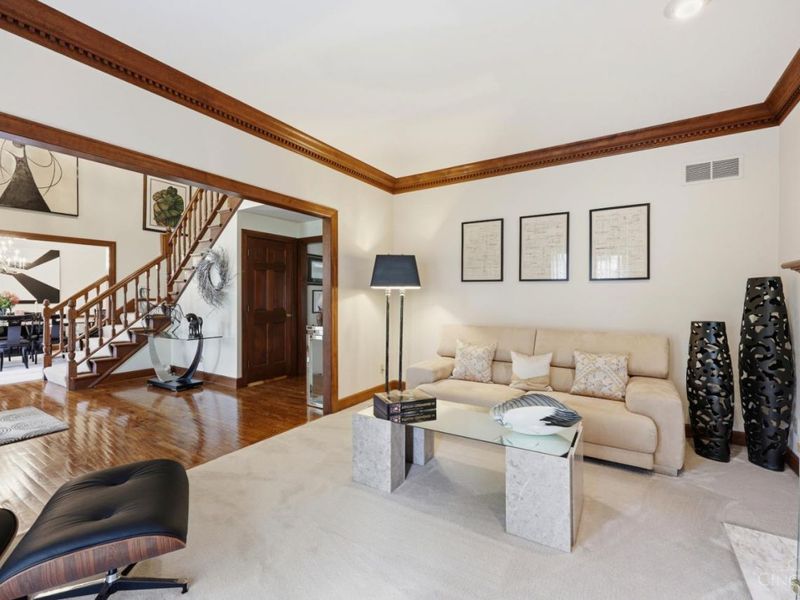 3755 Fawnrun Drive, Evendale, OH 45241 Photo 9