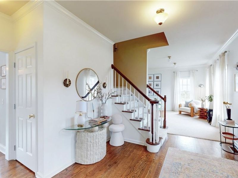 7653 Oxgate Court , Hudson, OH 44236 Photo 3