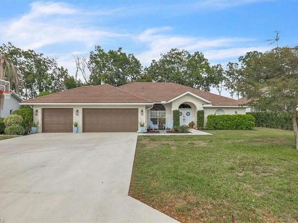 488 Henley DR, NAPLES, FL 34104