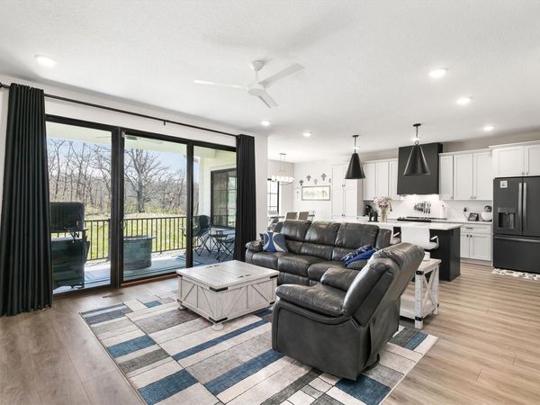 14143 Wilden Drive, Urbandale, IA 50323