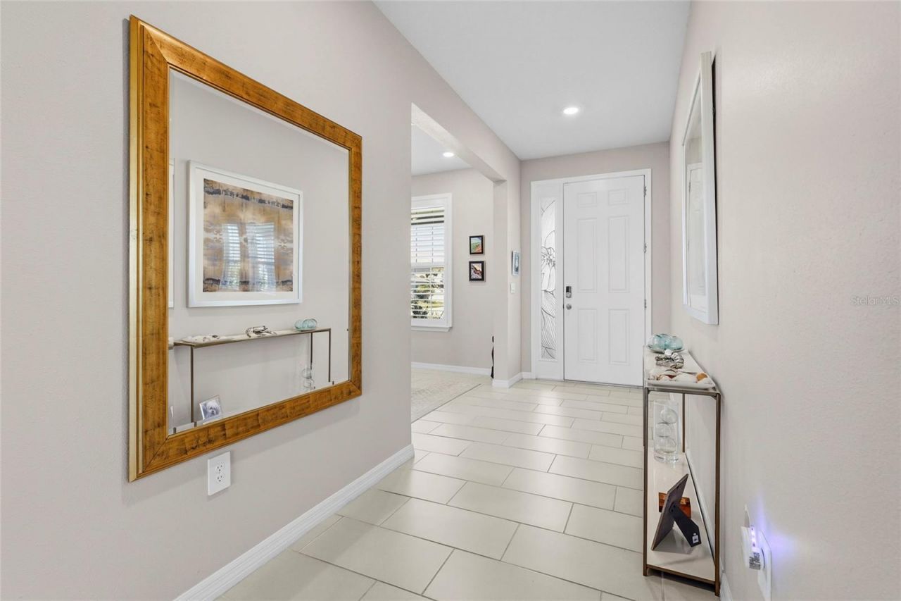 5715 Woodland Sage Drive, Sarasota, FL 34238 Photo