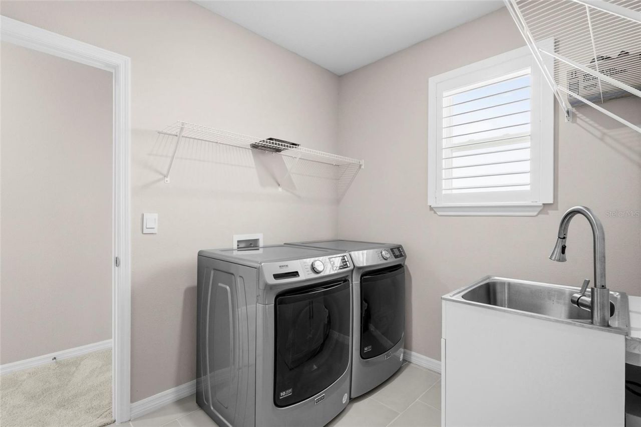 5715 Woodland Sage Drive, Sarasota, FL 34238 Photo