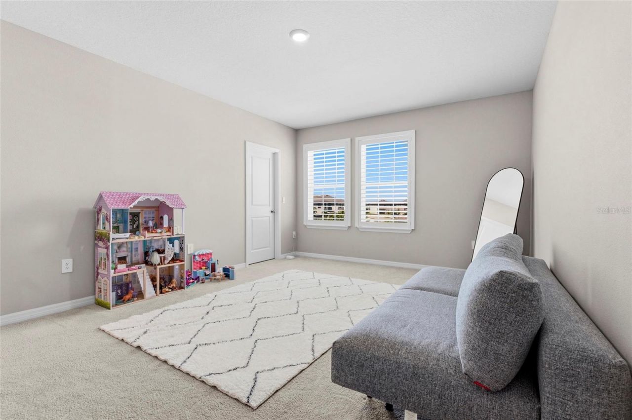 5715 Woodland Sage Drive, Sarasota, FL 34238 Photo