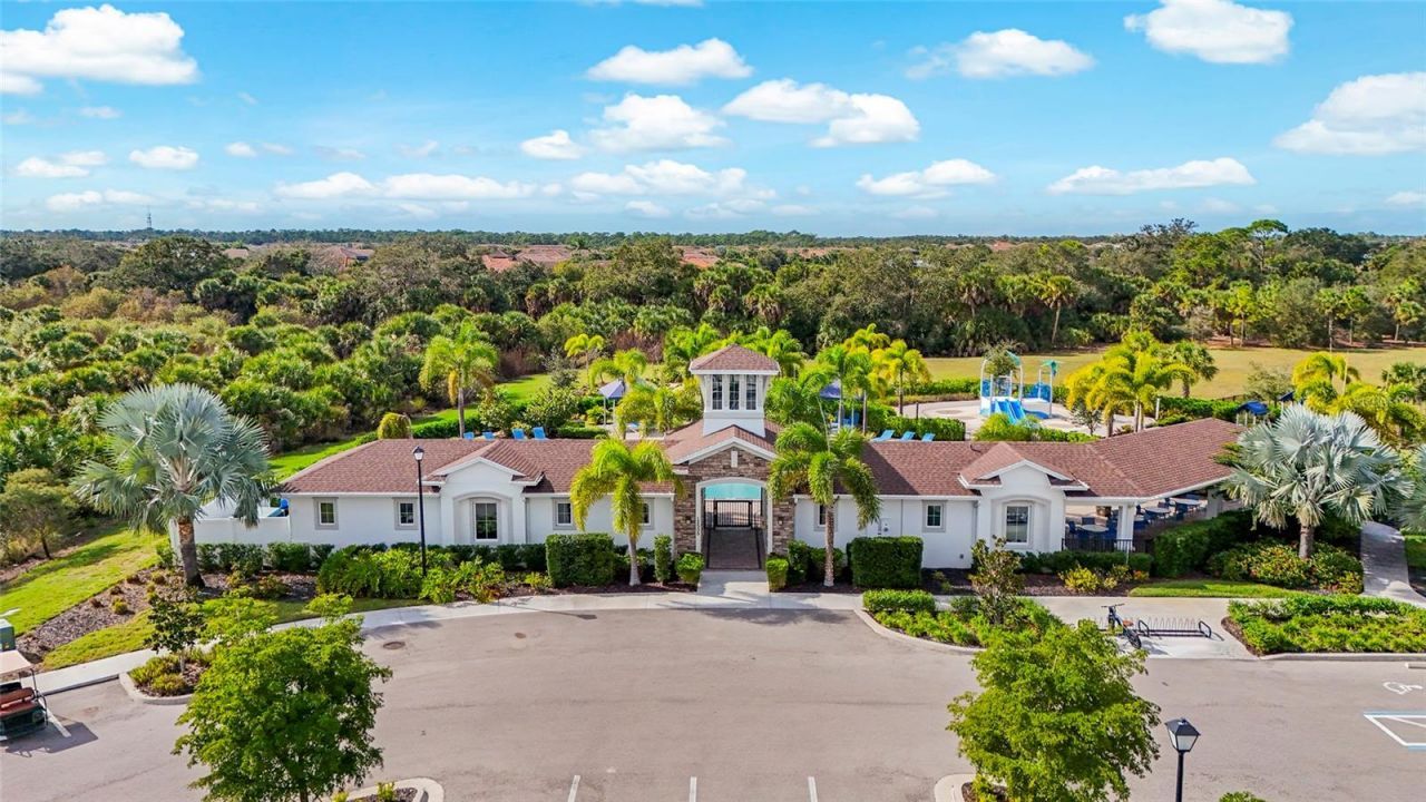 5715 Woodland Sage Drive, Sarasota, FL 34238 Photo
