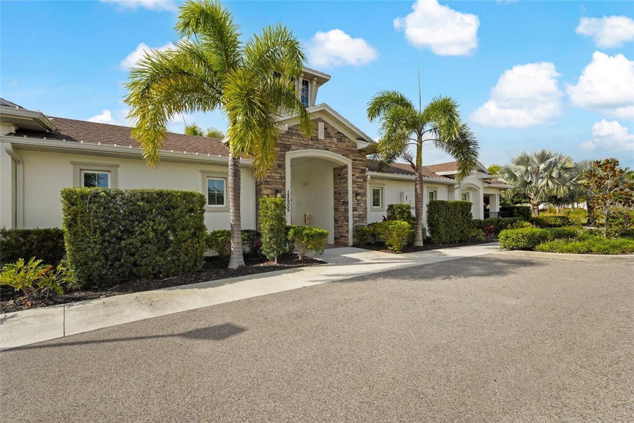 5715 Woodland Sage Drive, Sarasota, FL 34238 Photo