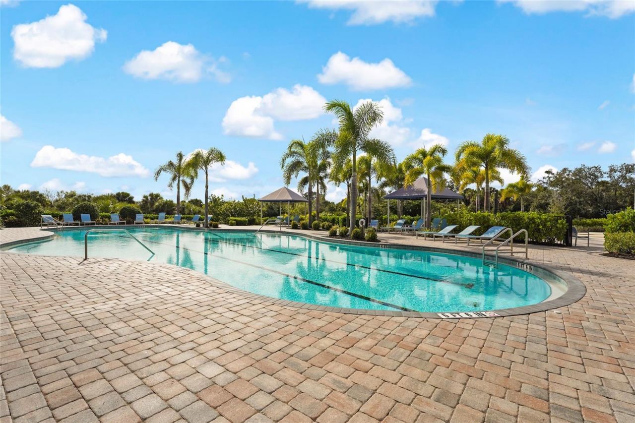 5715 Woodland Sage Drive, Sarasota, FL 34238 Photo