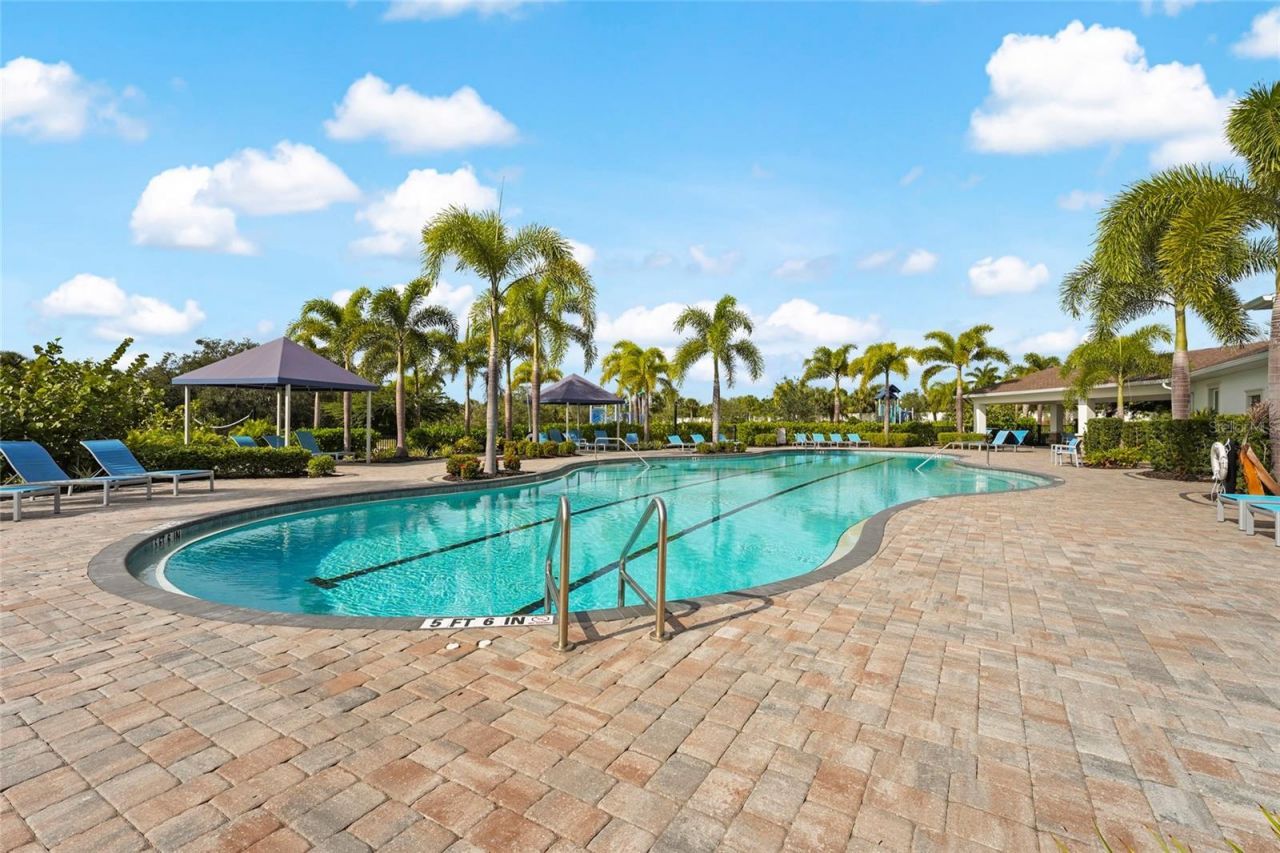 5715 Woodland Sage Drive, Sarasota, FL 34238 Photo