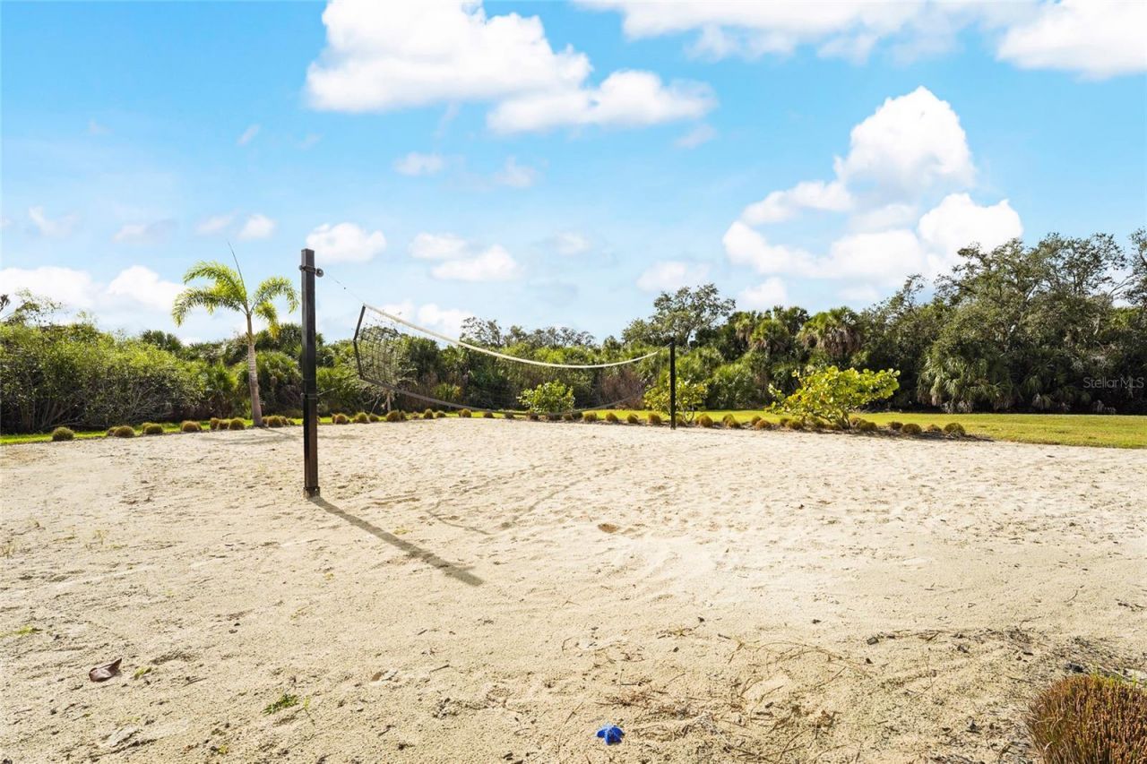 5715 Woodland Sage Drive, Sarasota, FL 34238 Photo