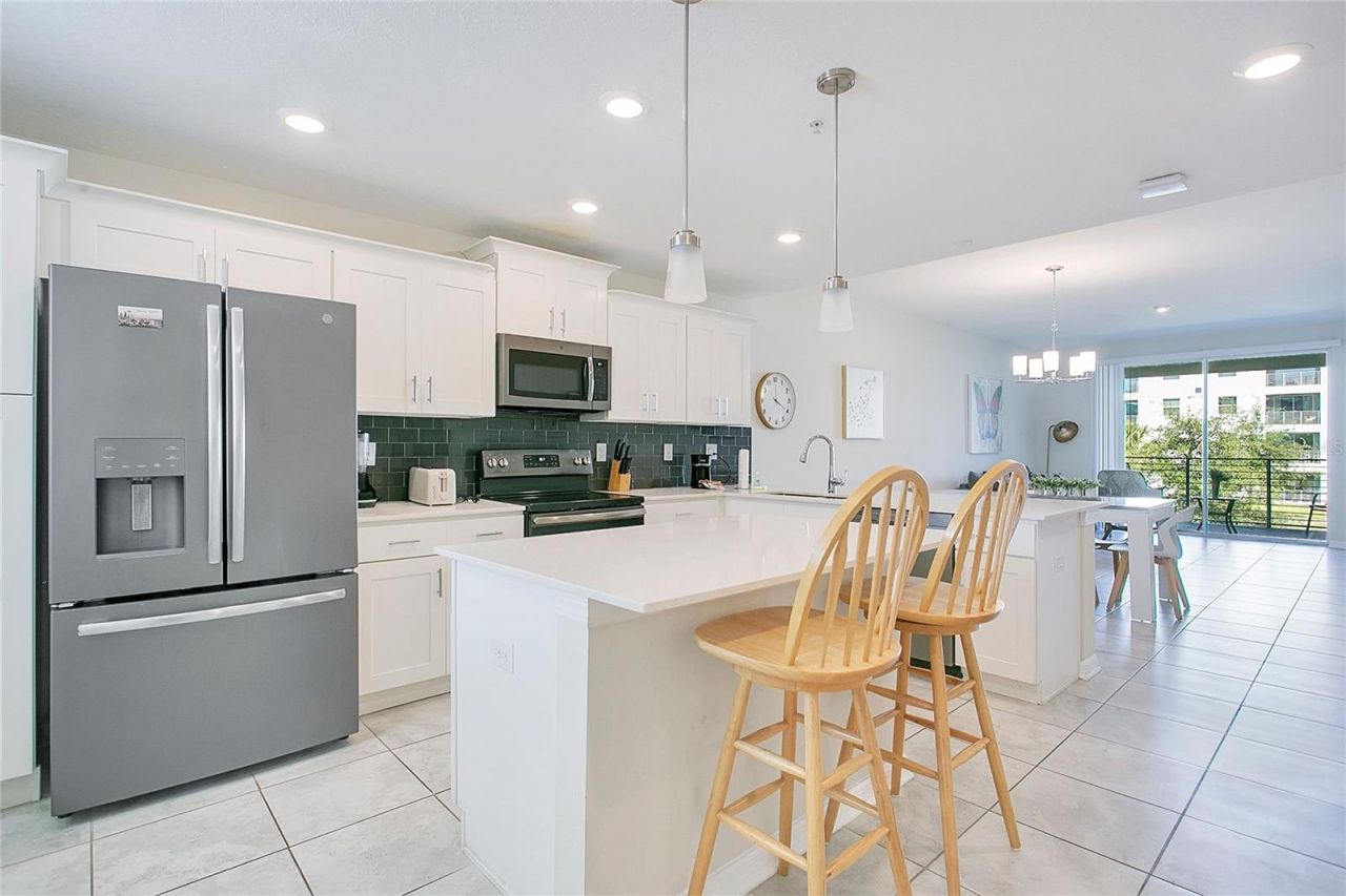 3120 Paradox Circle , Unit 204, Kissimmee, FL 34746 Photo