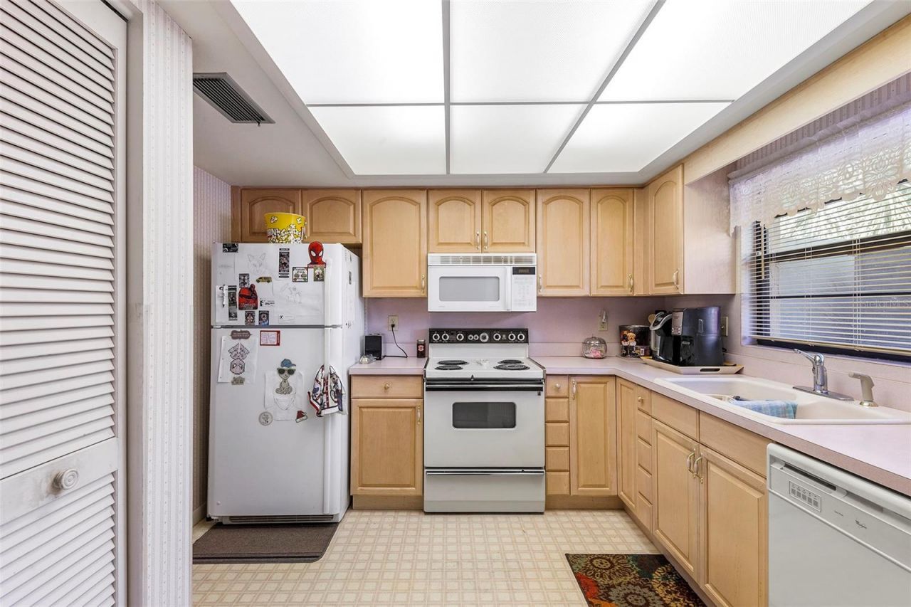 665 Broadmoor Circle , Winter Haven, FL 33884 Photo