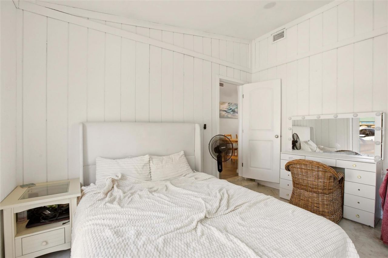 5936 Albert Place, Sarasota, FL 34231 Photo