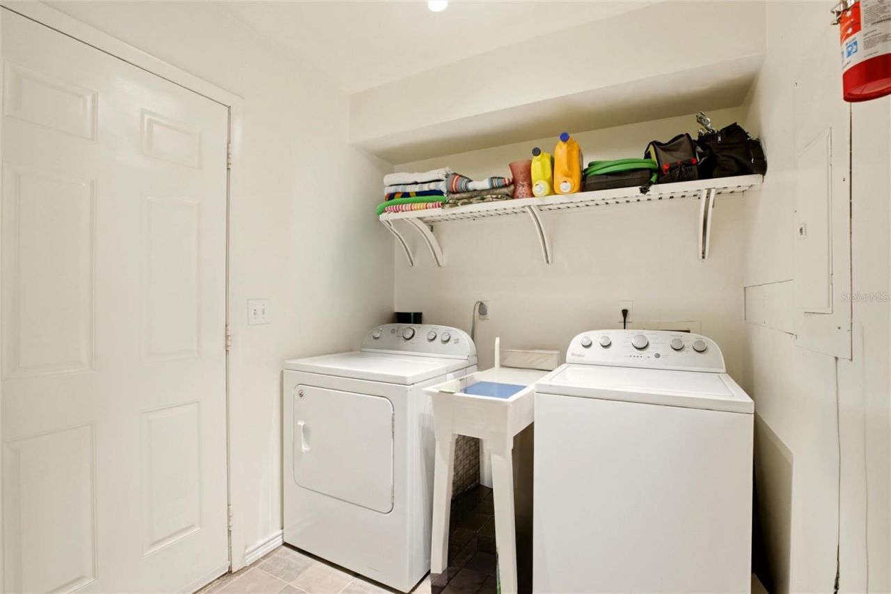 5936 Albert Place, Sarasota, FL 34231 Photo