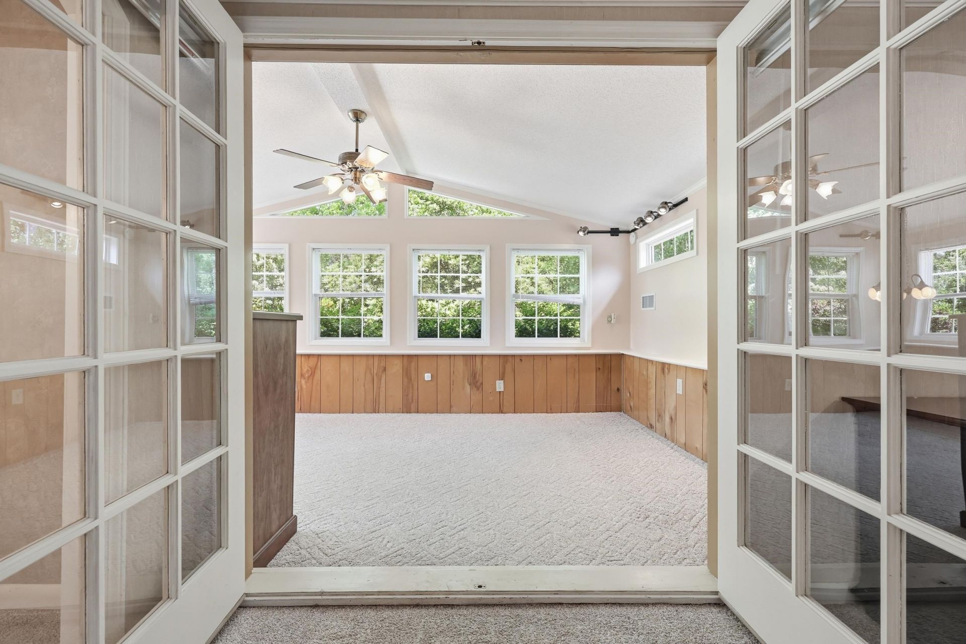 613 Reef Ct.  Photo 25