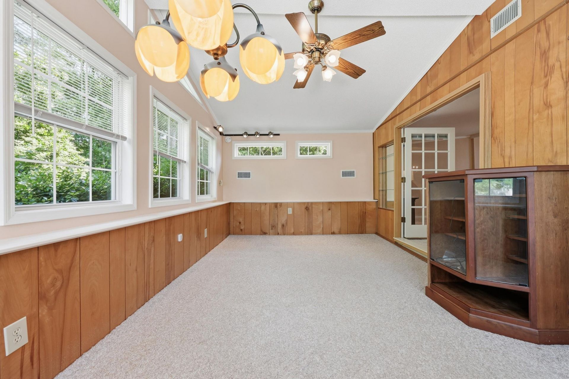 613 Reef Ct.  Photo 28