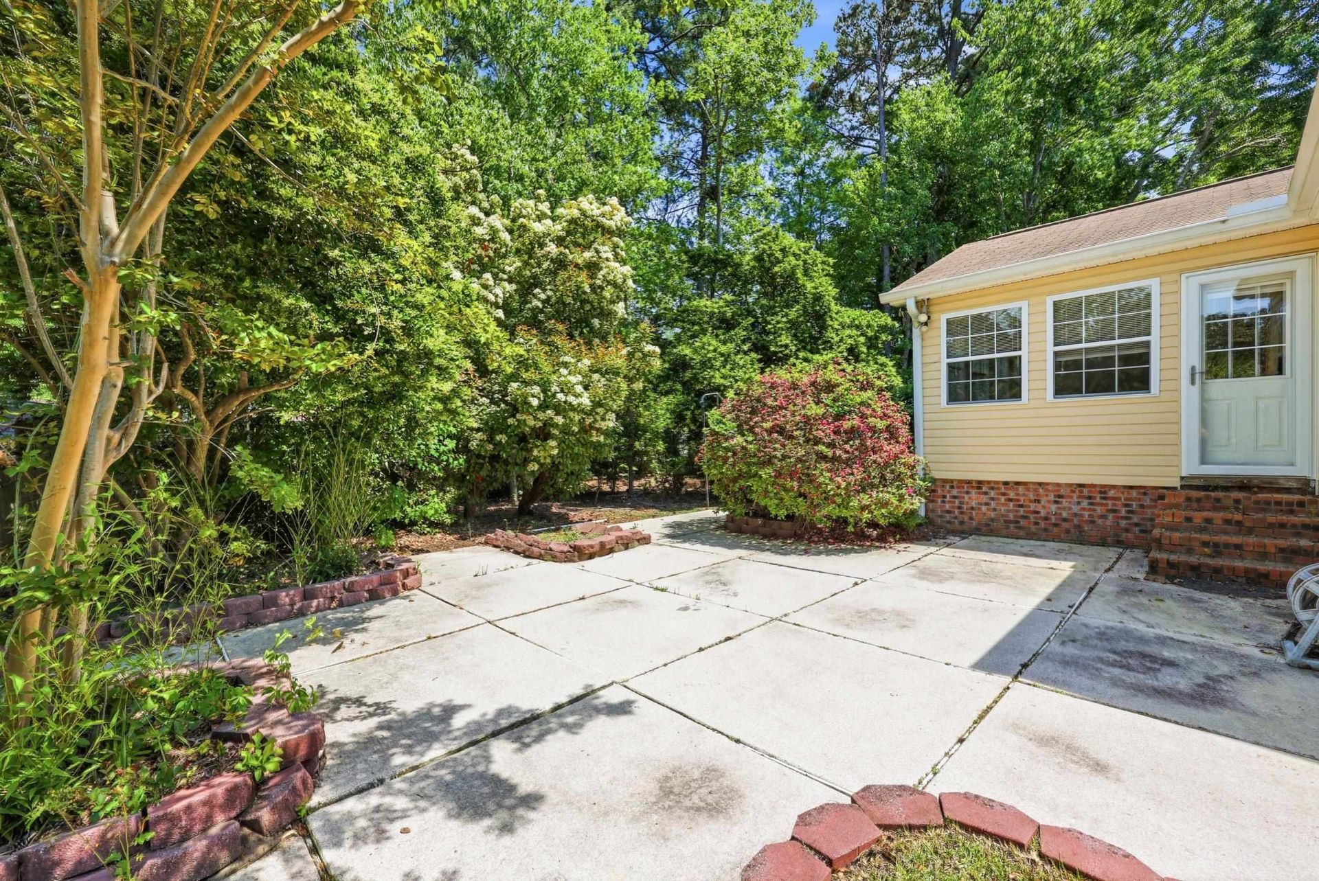 613 Reef Ct.  Photo 32