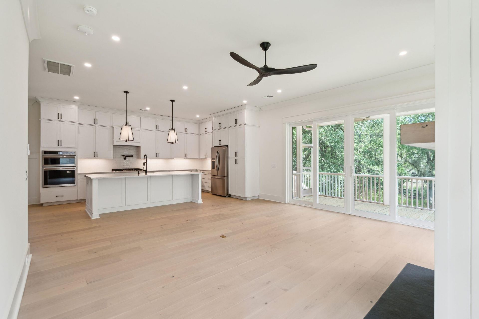 2772 Burden Creek Road Photo 33