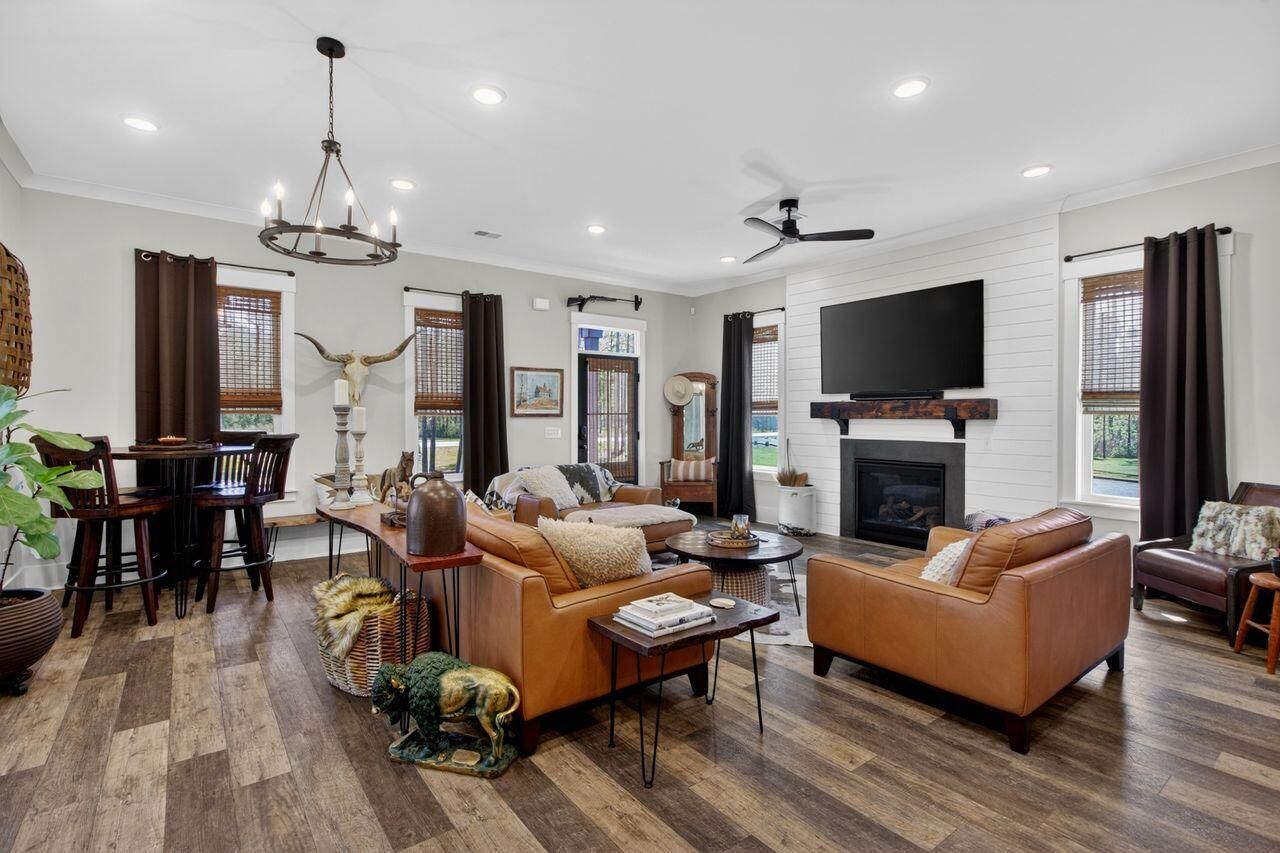 437 Hadley Drive Photo 18