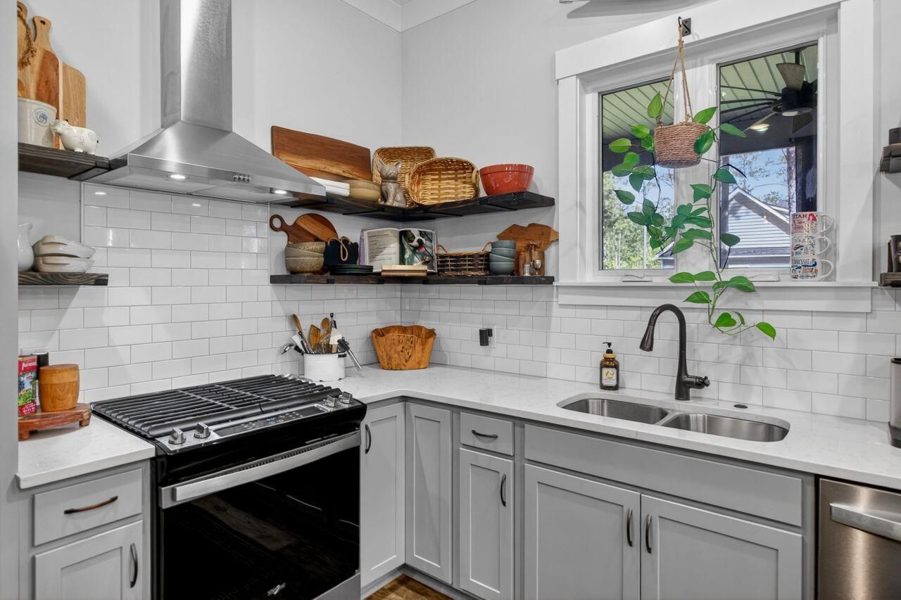 437 Hadley Drive Photo 22