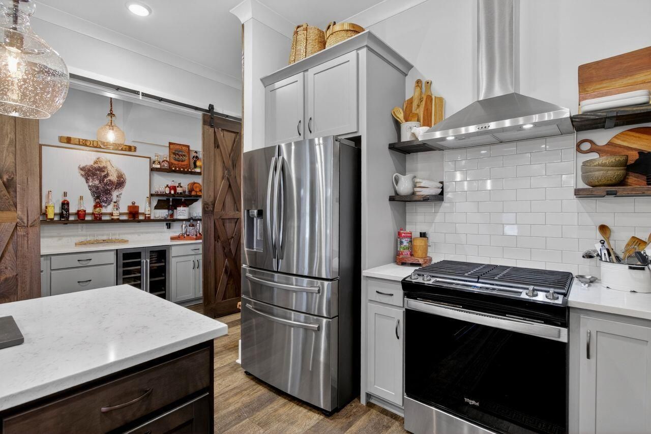 437 Hadley Drive Photo 24