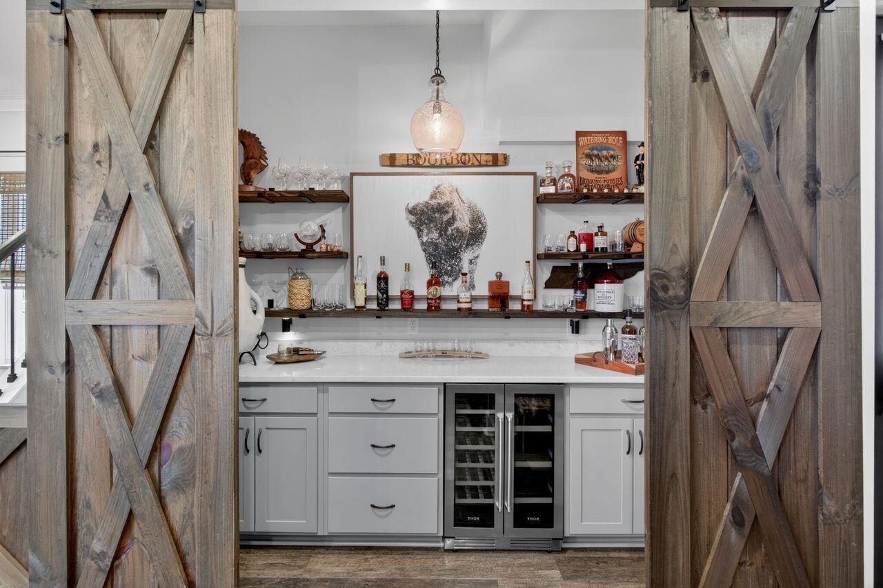 437 Hadley Drive Photo 26