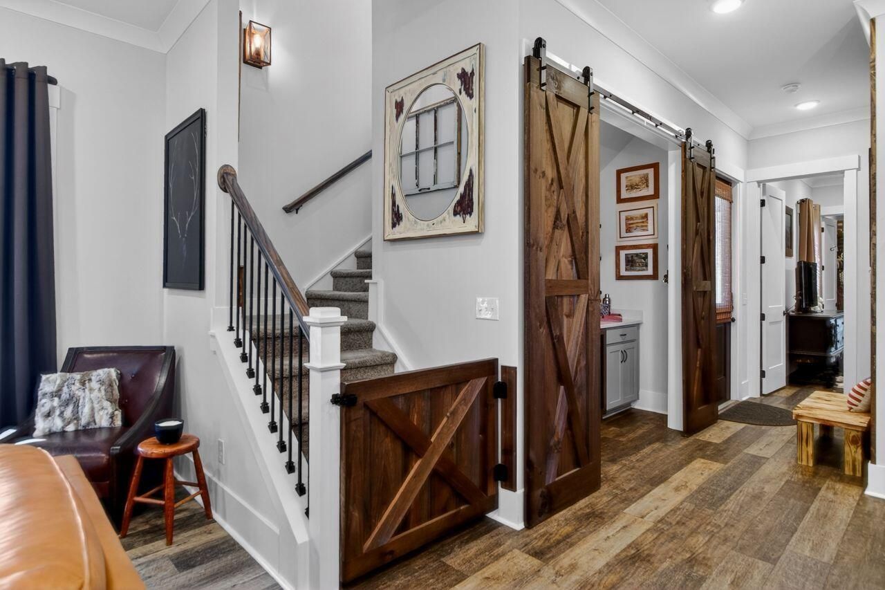 437 Hadley Drive Photo 36