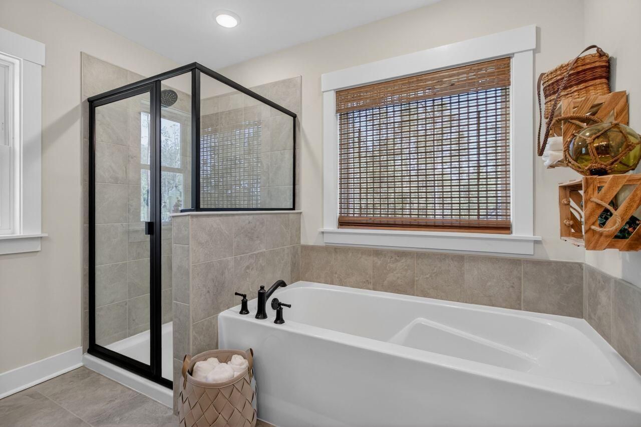 437 Hadley Drive Photo 44