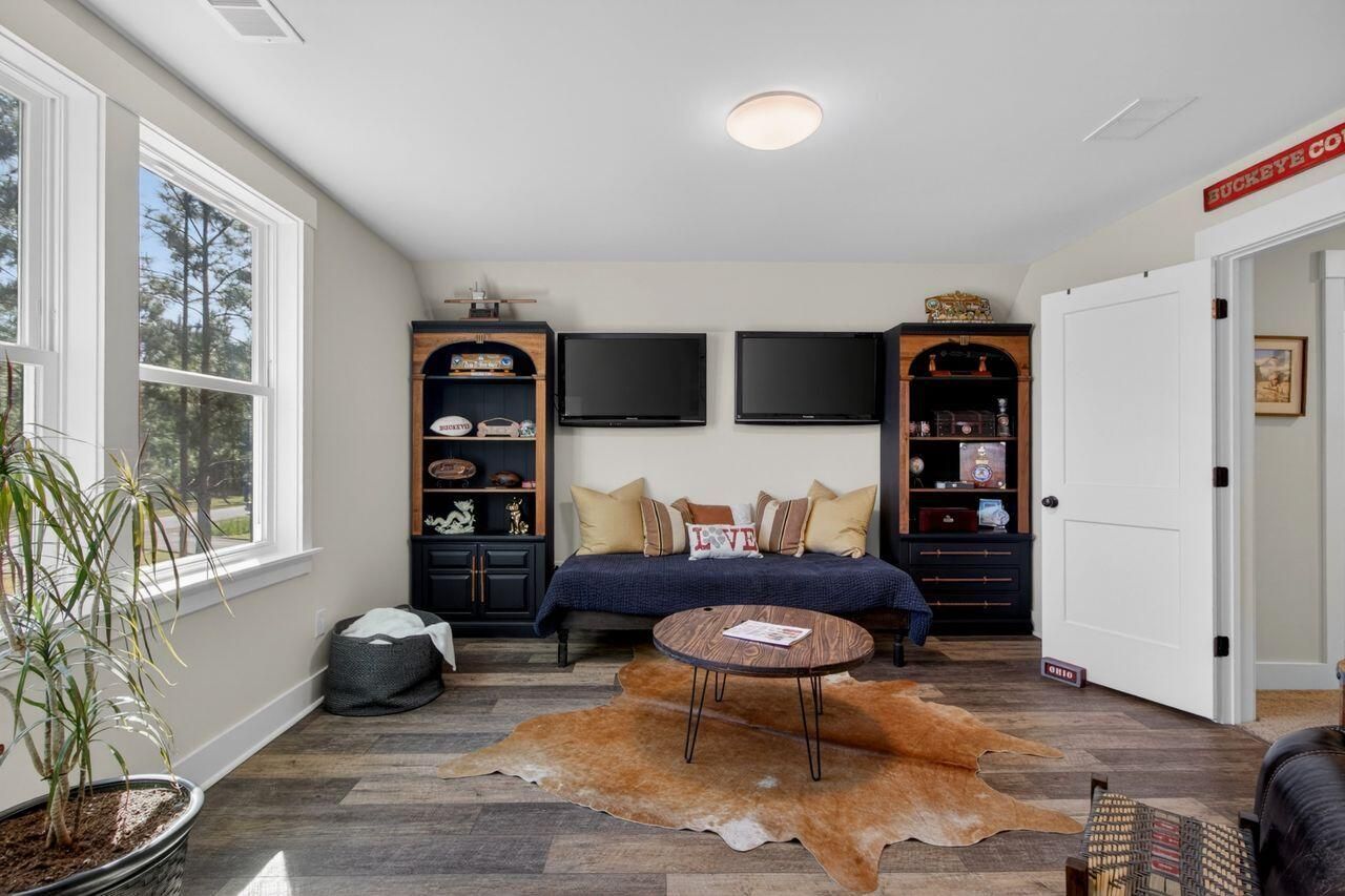 437 Hadley Drive Photo 48