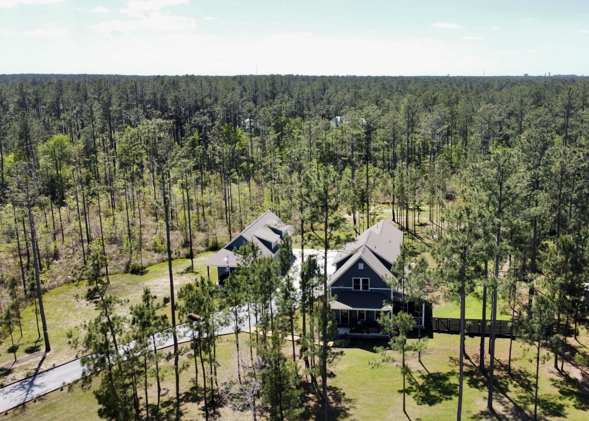 437 Hadley Drive Photo 5