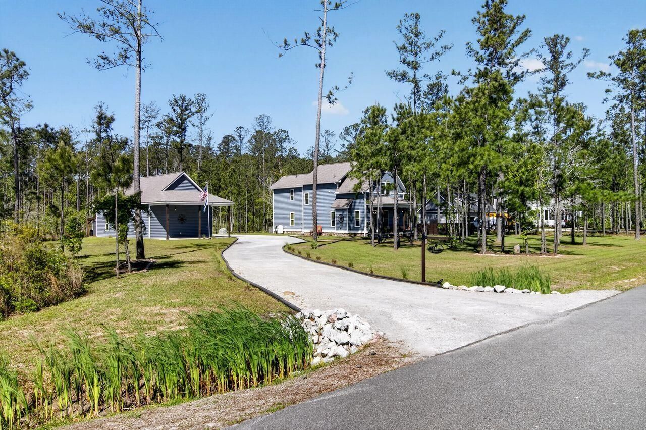 437 Hadley Drive Photo 9