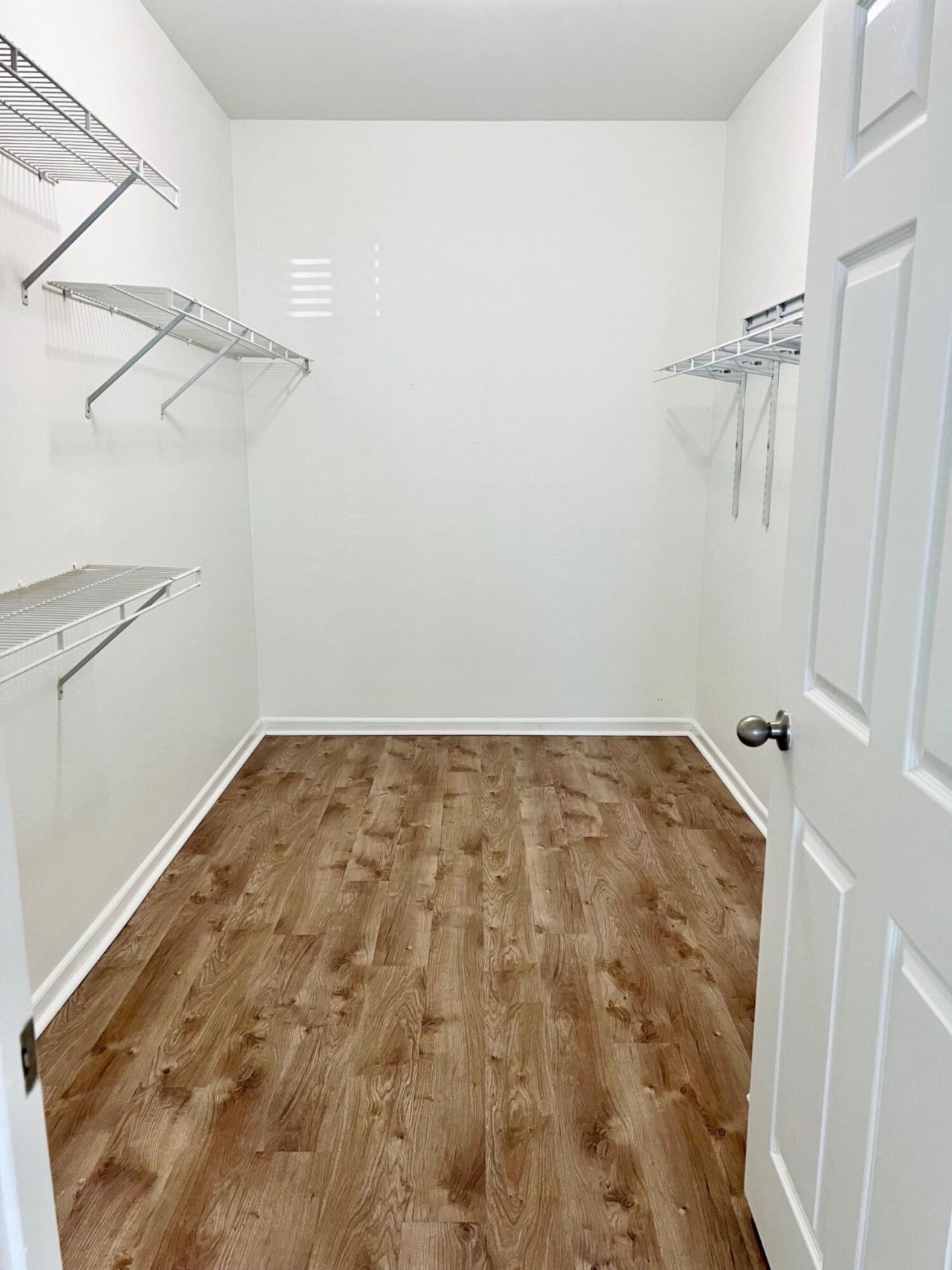 130 River Landing Drive Photo 19