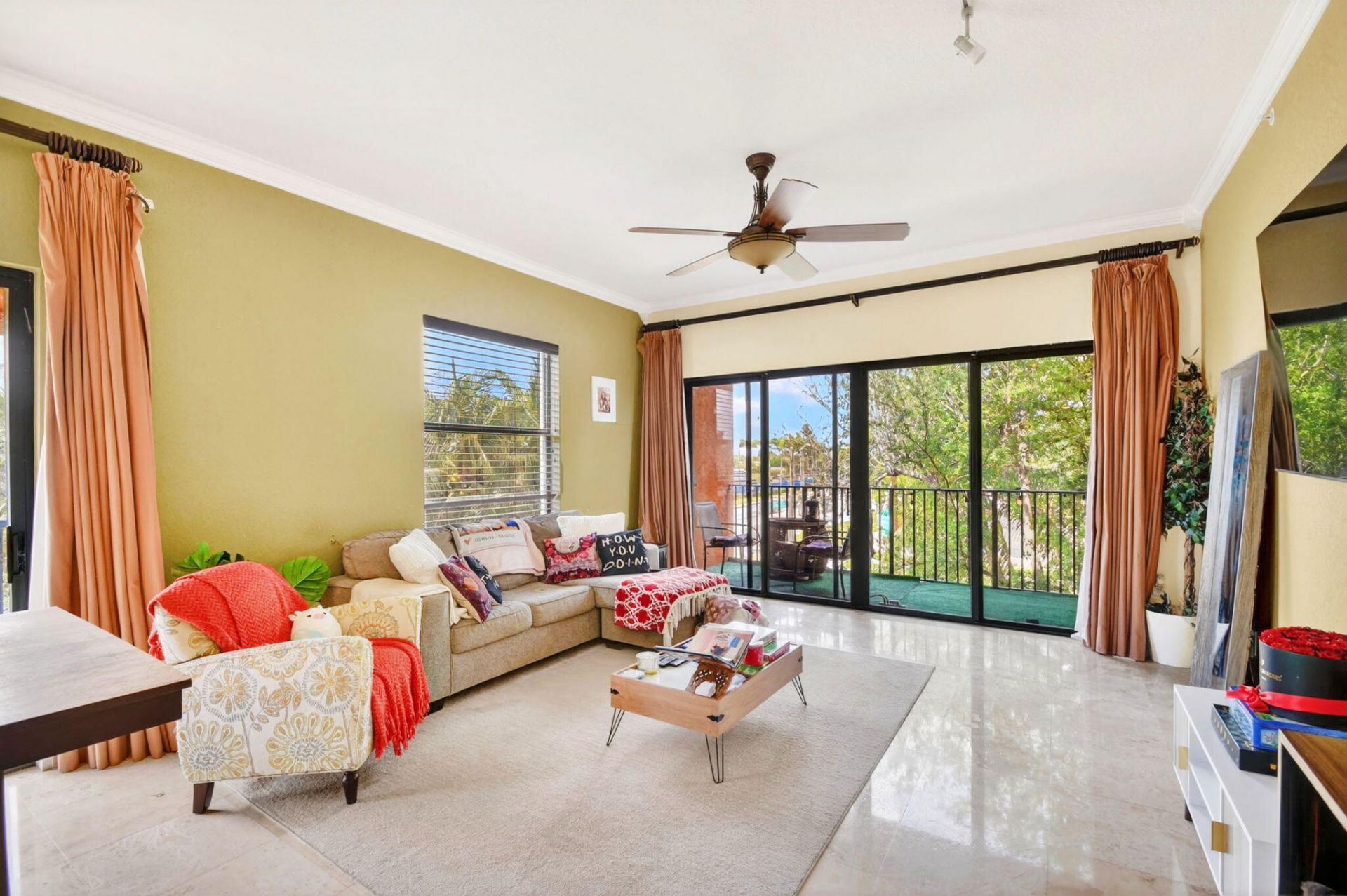 1610 Presidential Way, Unit 309, West Palm Beach, FL 33401 Photo