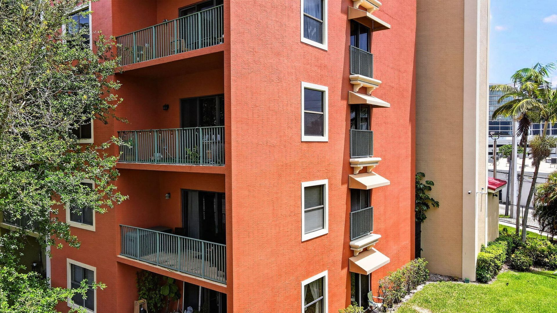 1610 Presidential Way, Unit 309, West Palm Beach, FL 33401 Photo