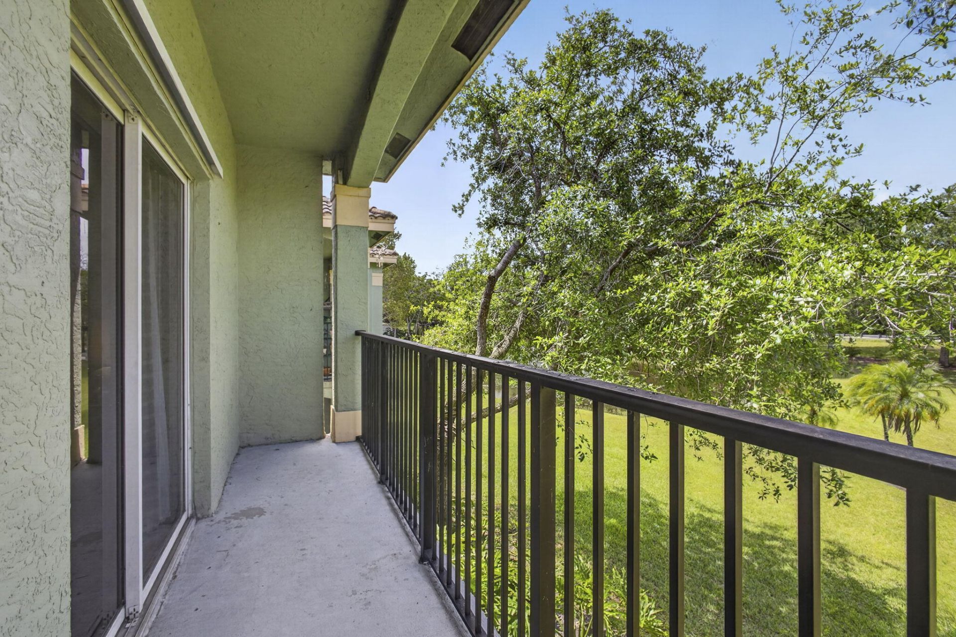 310 Crestwood Circle, Unit 208, Royal Palm Beach, FL 33411 Photo