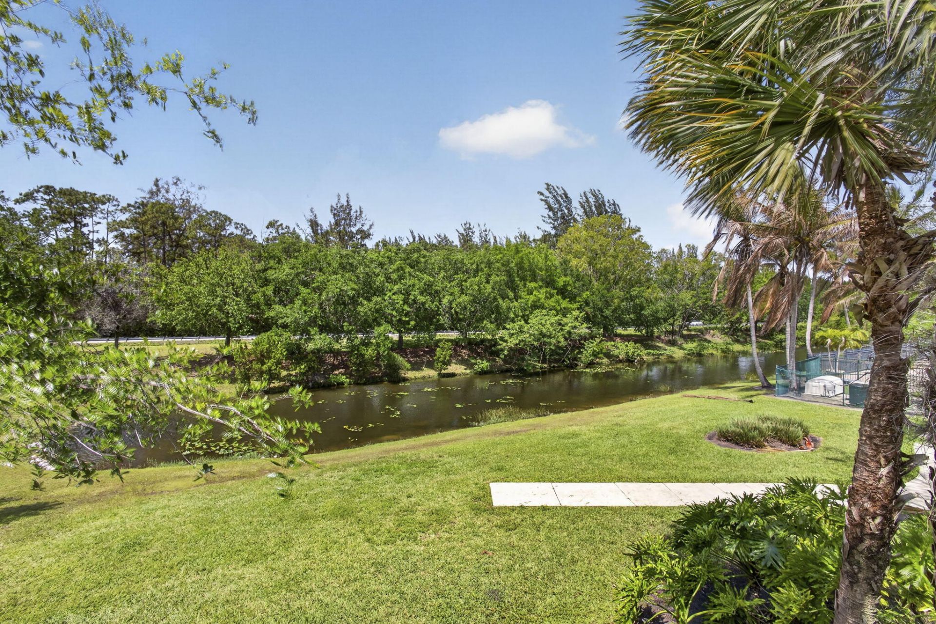 310 Crestwood Circle, Unit 208, Royal Palm Beach, FL 33411 Photo