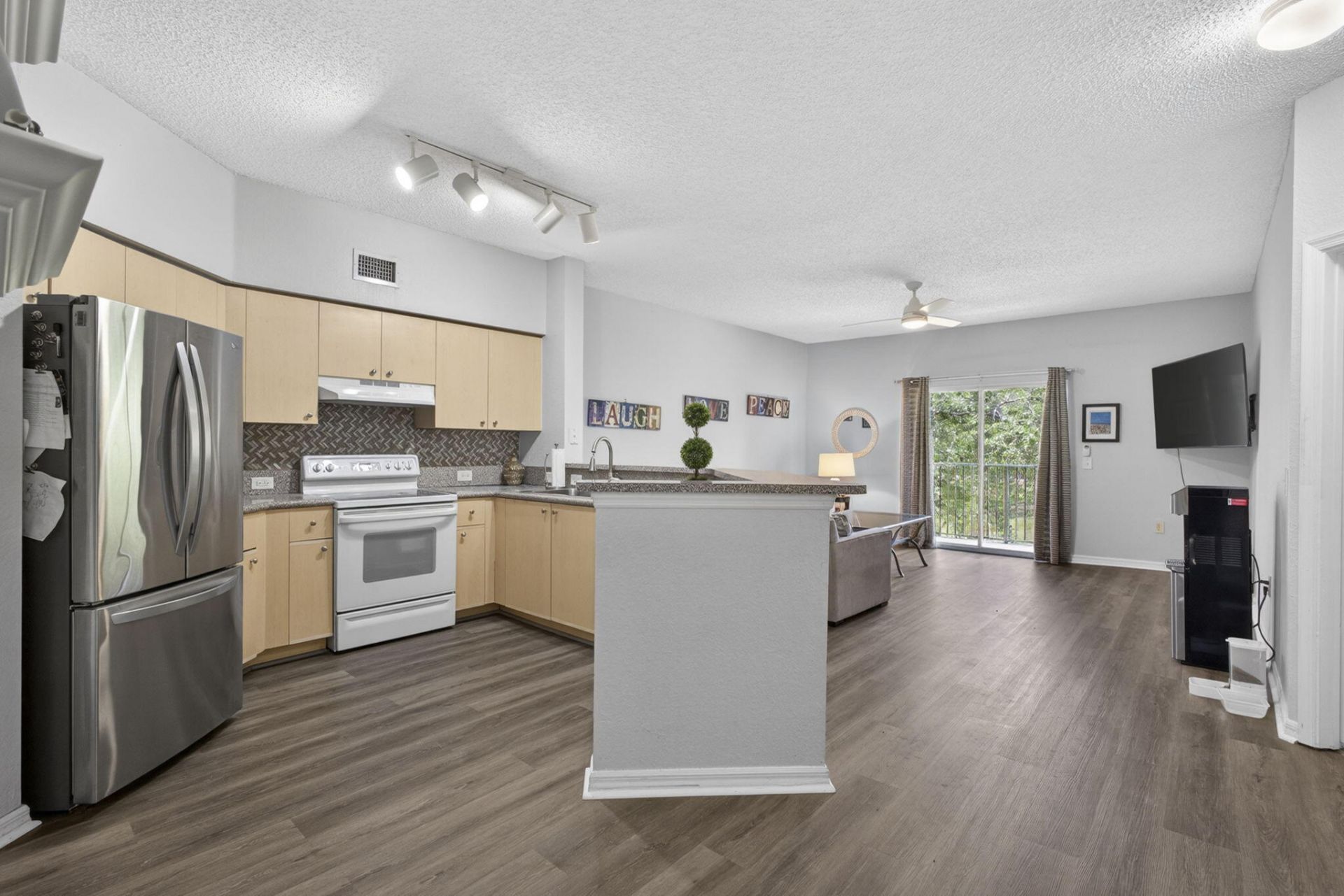 310 Crestwood Circle, Unit 208, Royal Palm Beach, FL 33411 Photo