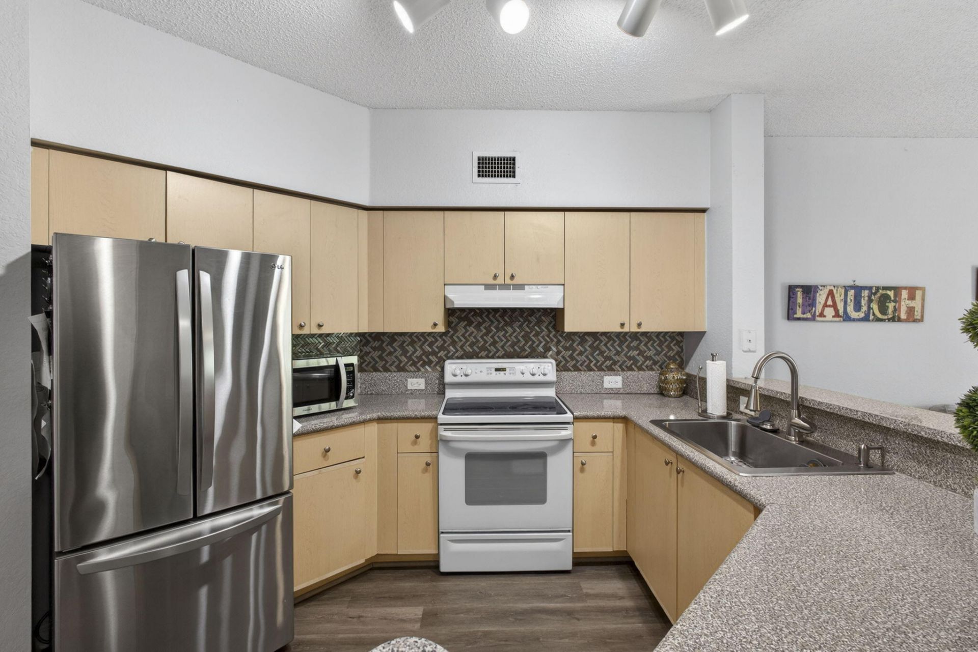 310 Crestwood Circle, Unit 208, Royal Palm Beach, FL 33411 Photo