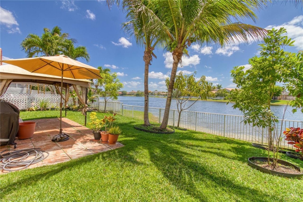 17676 SW 6th Ct, Pembroke Pines, FL 33029 Photo