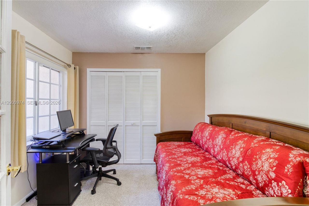 17676 SW 6th Ct, Pembroke Pines, FL 33029 Photo