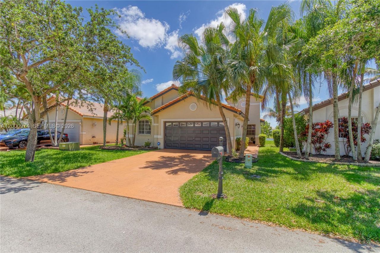 17676 SW 6th Ct, Pembroke Pines, FL 33029 Photo