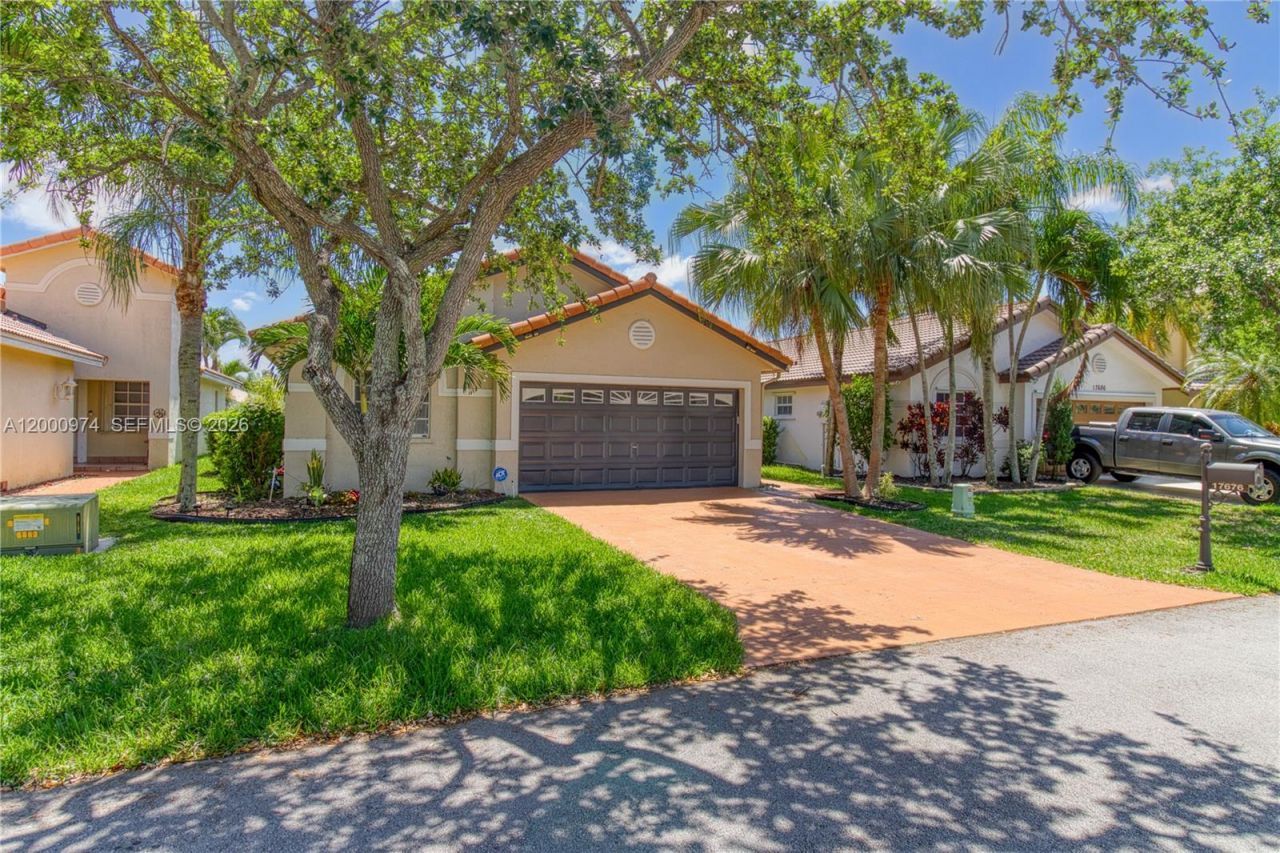 17676 SW 6th Ct, Pembroke Pines, FL 33029 Photo