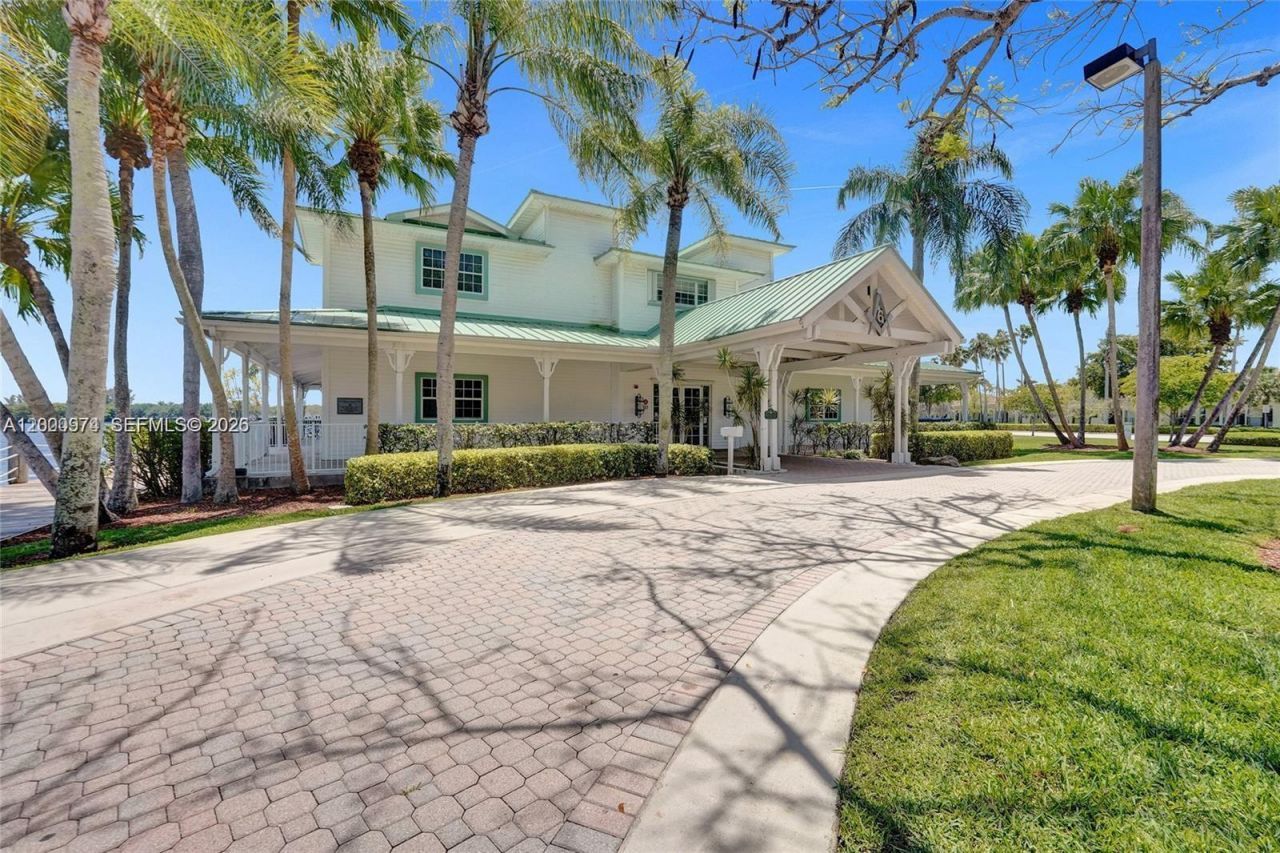 17676 SW 6th Ct, Pembroke Pines, FL 33029 Photo