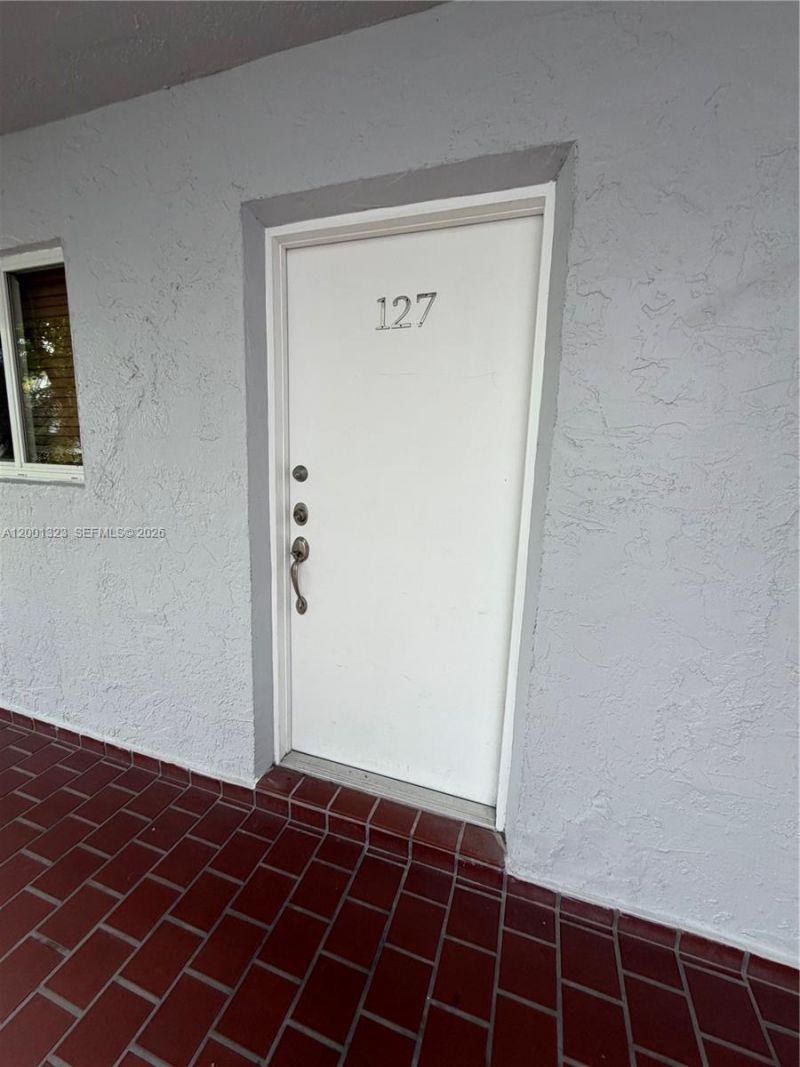 100 Edgewater Dr, Unit 127, Coral Gables, FL 33133 Photo