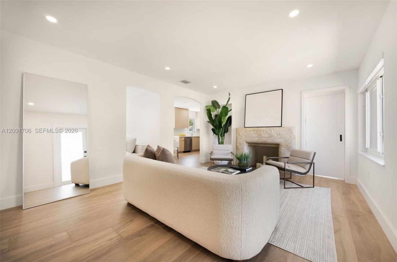 2332 SW 19th Ter, Miami, FL 33145 Photo