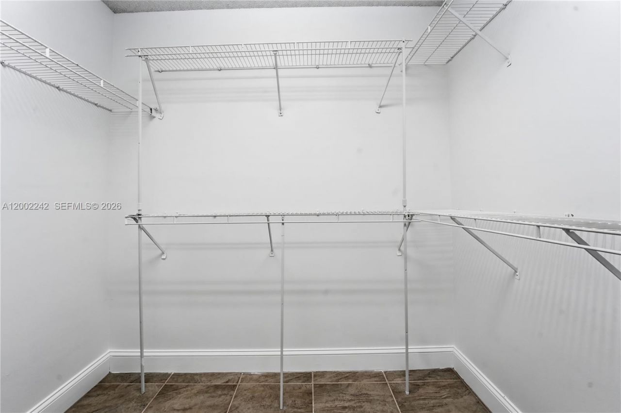 700 SW 137th Ave, Unit 215H, Pembroke Pines, FL 33027 Photo