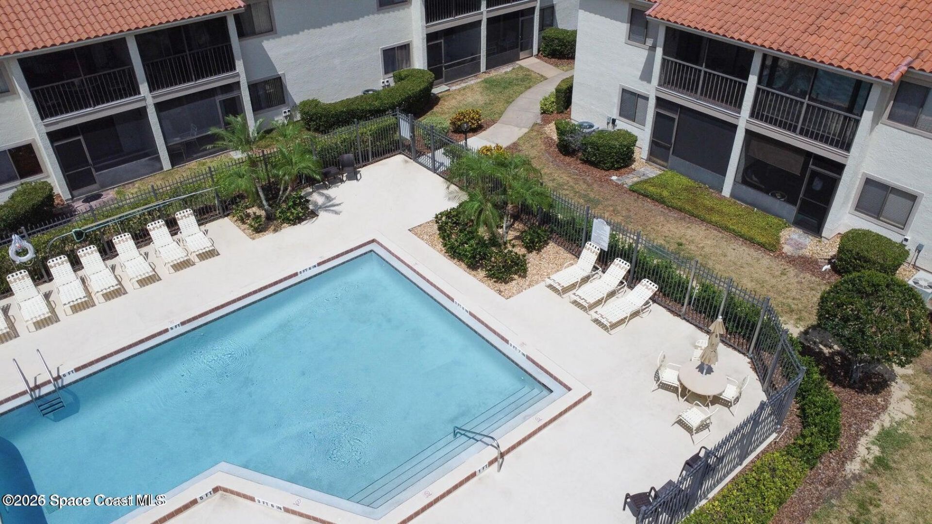 1095 Country Club Boulevard, Unit 725, Titusville, FL 32780 Photo