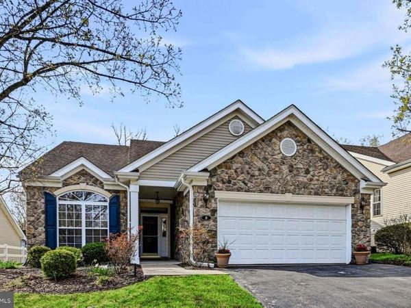 8 IRWIN DRIVE, UPPER CHICHESTER, PA 19061