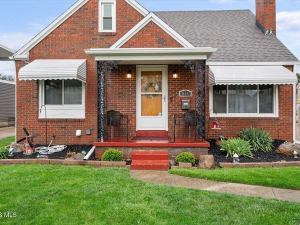 631 Ansonia Street, Oregon, OH 43616