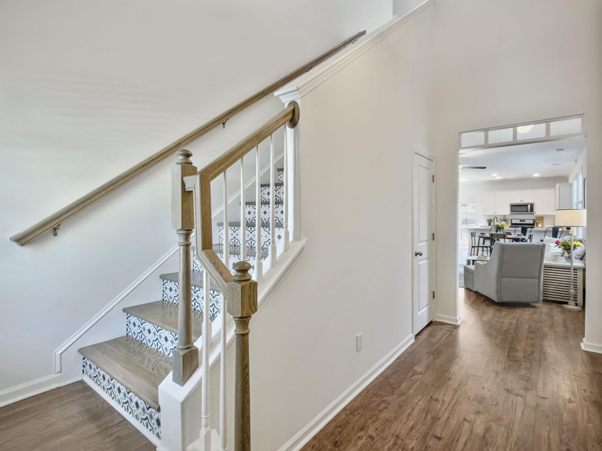 262 Mcclellan Way Photo 6